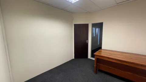 Office to let in Midrand (6)